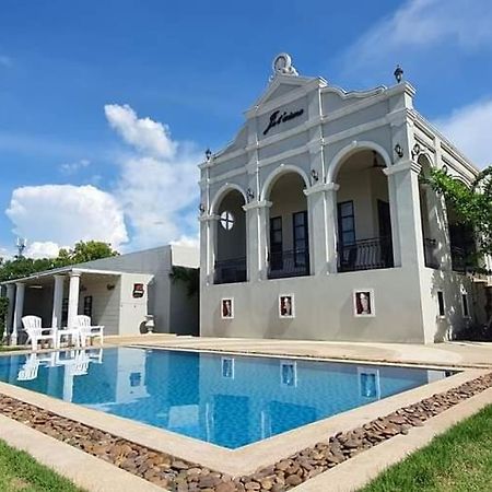 Je t'aime cafe&villa Singburi Extérieur photo